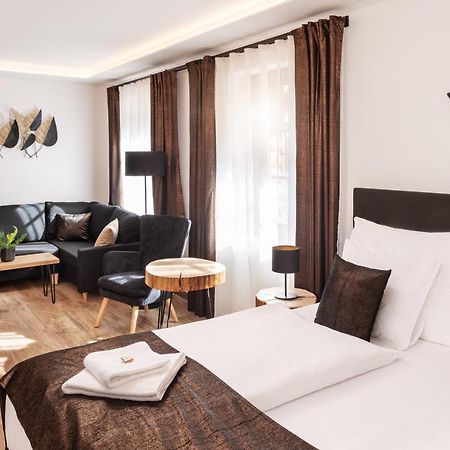 Wellness Hotel Ondrasuv Dvur بيلا المظهر الخارجي الصورة