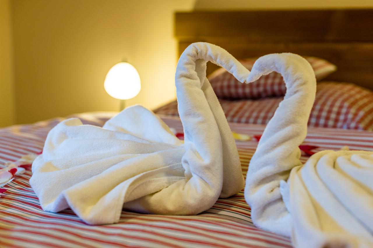 Wellness Hotel Ondrasuv Dvur بيلا المظهر الخارجي الصورة